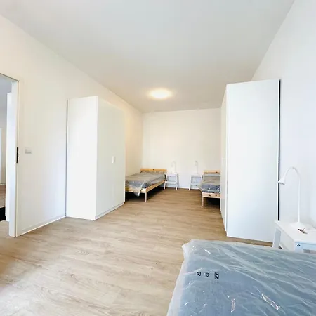 Apartamento Zentrumsnahe Erdgeschoss-wohnung Mit Stellplatz